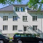 7 Strandhus Apartment Rostock